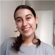 Graduada en Historia y estudiante de un Máster internacional con amplios conocimientos en humanidades y ciencias sociales y experiencia en el extranjero